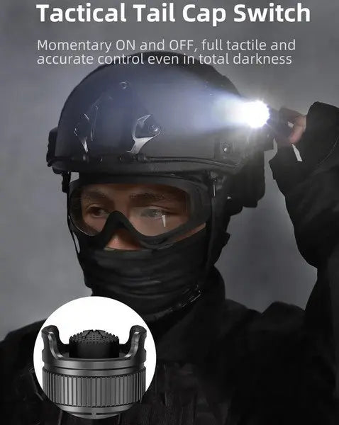 Lampe Torche Klarus XT1C PRO - 1000 Lumens pour casque tactique  NYCTALOPE  