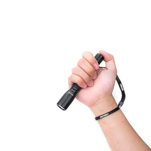Lampe Torche de poche Nextorch C2 250 Lumens - 2 x AA  NYCTALOPE  