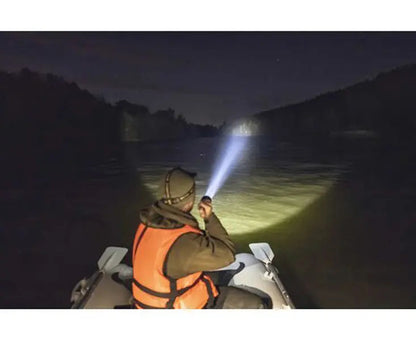 Lampe torche Armytek Barracuda Pro Max White 2800 Lumens - Portée 1000m - Rechargeable - Batterie 21700 Li-Ion  NYCTALOPE  