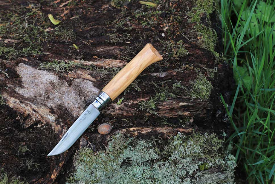 Couteau de poche Opinel Tradition Luxe Inox N°08 – Olivier  NYCTALOPE  